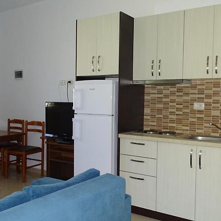 Hotel Arsenal Ksamil Extérieur photo
