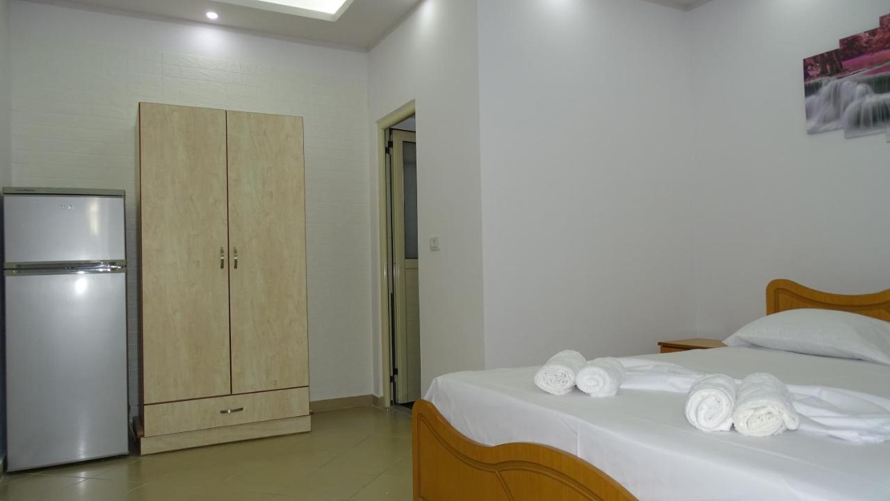 Hotel Arsenal Ksamil Extérieur photo