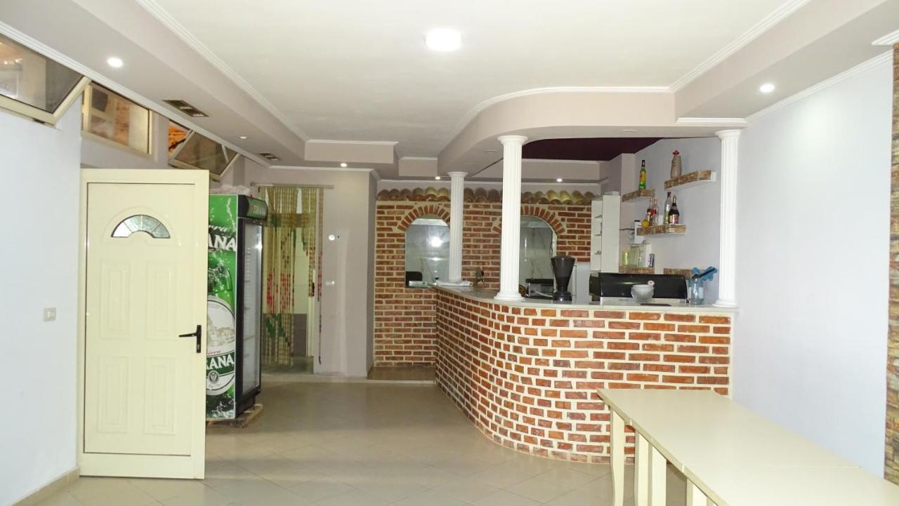 Hotel Arsenal Ksamil Extérieur photo